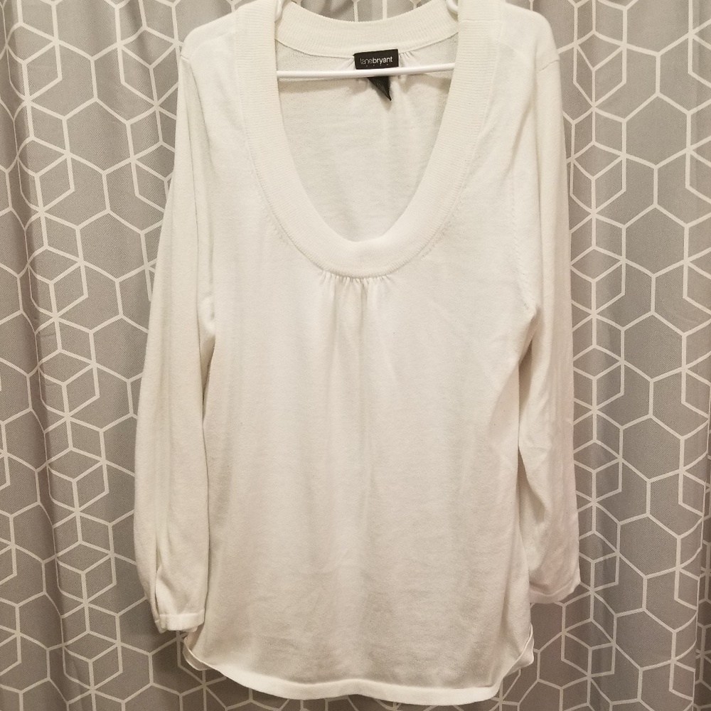 White Scoop-neck Sweater - 3x